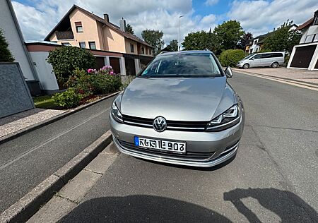 VW Golf Volkswagen 1.4 TSI 92kW BMT Highline Variant Highline