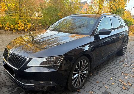 Skoda Superb L&K PANORAMA ACC DSG XENON KESSY SHZ NAVI