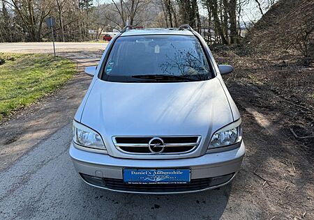Opel Zafira 2.2
