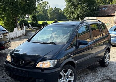 Opel Zafira 1.8 16V - 7 Sitzer