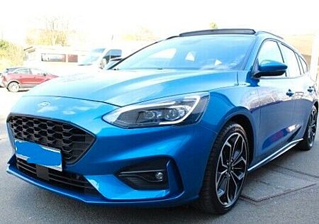 Ford Focus Turnier 1,5 Eco Blue ST-Line *AHK*PND*