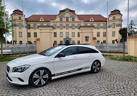 Mercedes-Benz 200 CLA Shooting Brake PANO-Dach, Night Paket