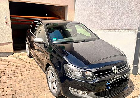 VW Polo Volkswagen 1.2 Black Edition, EZ 09/2012