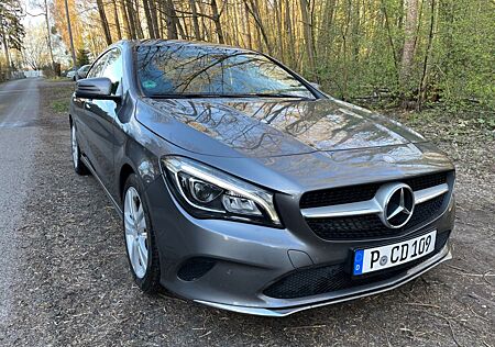 Mercedes-Benz CLA 180 Shooting Brake CLA 180 Urban Shootin...