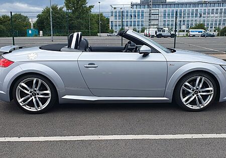 Audi TT Roadster 1.8 TFSI Top Zustand/Gepflegt