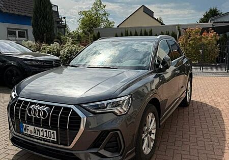 Audi Q3 40 TFSI quattro S tronic S line S line