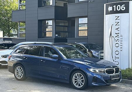 BMW 318 d Touring Aut. / PANO / Harman-Kardon