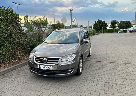 VW Touran Volkswagen 1.4 TSI Highline Highline