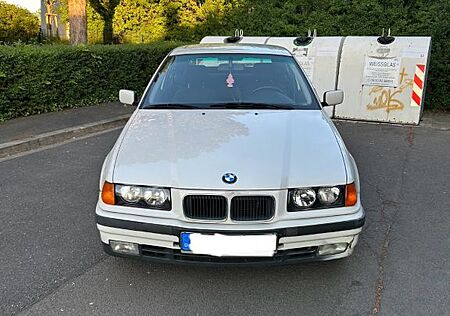 BMW 316i Compact