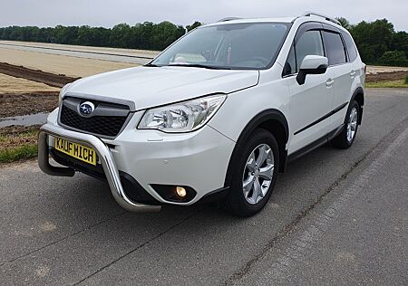 Subaru Forester 2.0D Exclusive Lineartronic Exclusive