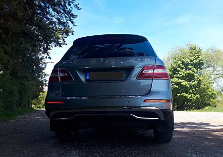 Mercedes-Benz ML 250 BlueTEC 4MATIC -