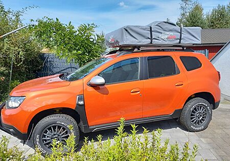 Dacia Duster TCe 150 4WD - Offroad-Camper m. Dachzelt