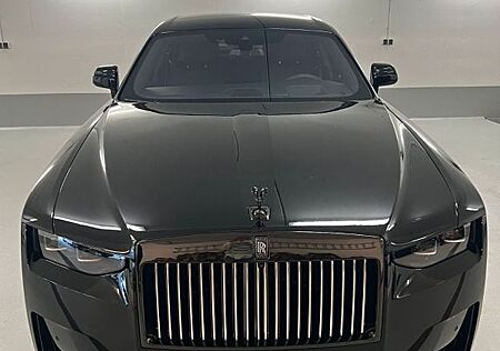 Rolls-Royce Ghost Black Badge -