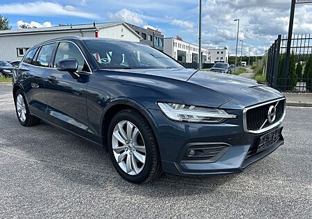 Volvo V60 Kombi Momentum Pro