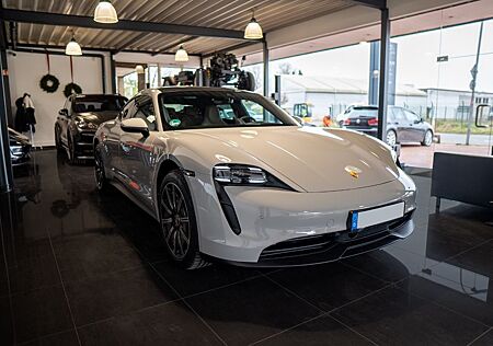 Porsche Taycan Beifahrer Display Sport Chrono Pano