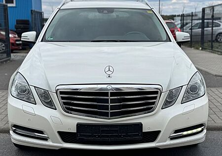 Mercedes-Benz E 200 E200 CGI BlueEfficiency Vollausstattung Distroni