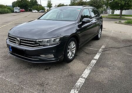 VW Passat Variant Volkswagen 1.5 TSI OPF DSG Business Vari...