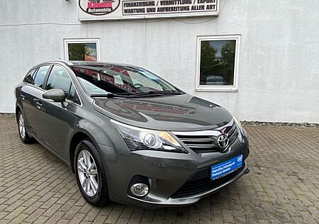 Toyota Avensis Kombi 1.8 Navi Kamera Sitzh.Temp. I-Hand