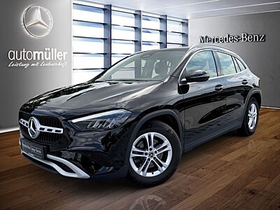 Mercedes-Benz GLA 200 KAMERA+LED+EASYPACK+