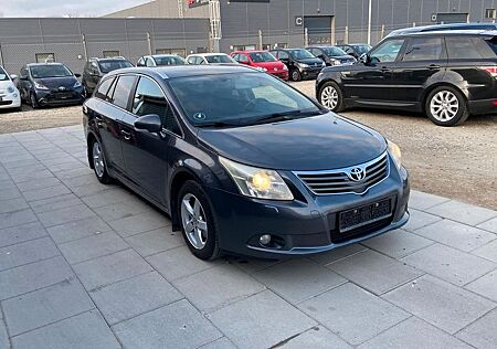 Toyota Avensis Combi Executive 2.0 D-4D