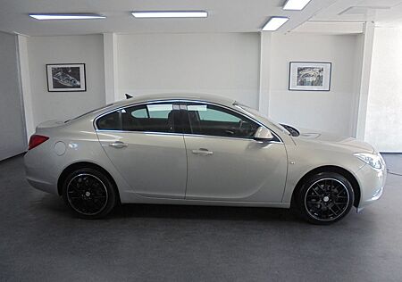 Opel Insignia 1.8 Edition Limo 88.000 km PDC Navi