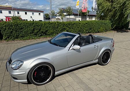 Mercedes-Benz SLK 32 AMG