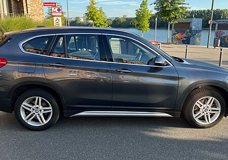 BMW X1 xDrive20i xLine AHK HUD