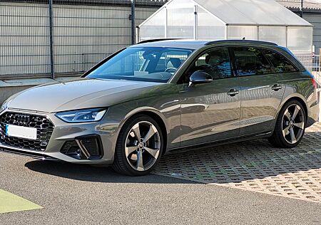Audi A4 Avant S line 30 TDI - Competition Edition