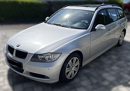 BMW 320i Touring Panoramadach