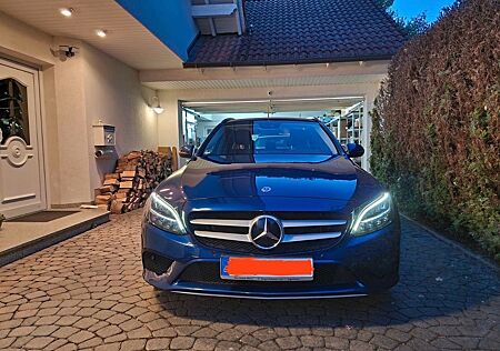 Mercedes-Benz C 200 C200d-T-Apple/Android-ElekHeck-AktivBremsAss-Nav