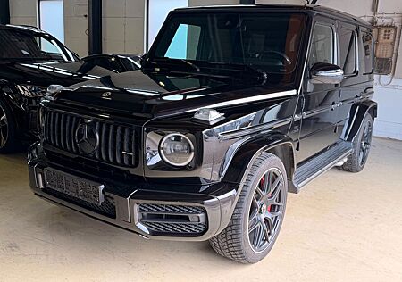 Mercedes-Benz G 63 AMG *VOLL*