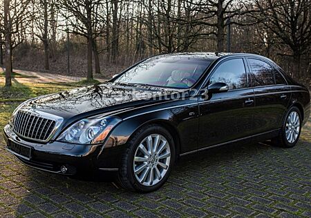 Maybach 57 S *Carbon*Klapptische