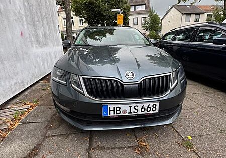 Skoda Octavia 1.6 TDI SCR DSG CLEVER Combi CLEVER