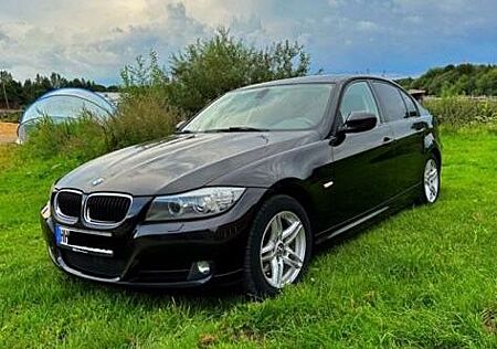 BMW 318d Edition Exclusive Edition Exclusive