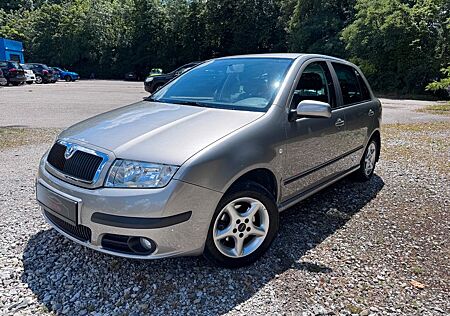 Skoda Fabia 1.4 16V Automatik/Neue Tüv