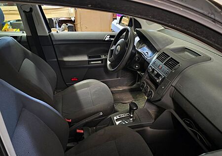 VW Polo Volkswagen Limousine 1.4 Automatik Comfortline Com...