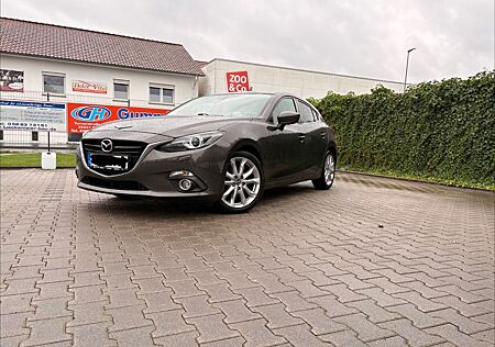 Mazda 3 2.0 SKYACTIV-G 120 Center-Line Center-Line