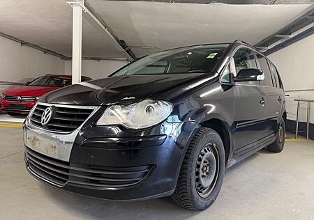 VW Touran Volkswagen United / 2,0 TDI / Xenon /