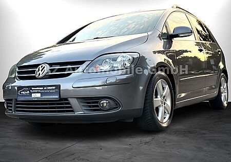 VW Golf Volkswagen Plus V United NAVI/AHK/SHZ/TEMPOMT/GARANTIE