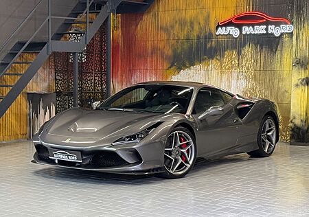 Ferrari F8 Tributo Coupé DCT LIFT~RACING SEATS~KAMERA