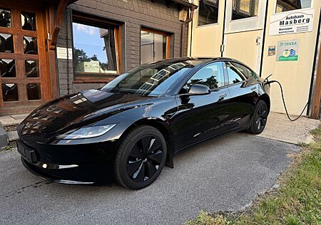 Tesla Model 3 Highland LR AWD Maximale Reichweite