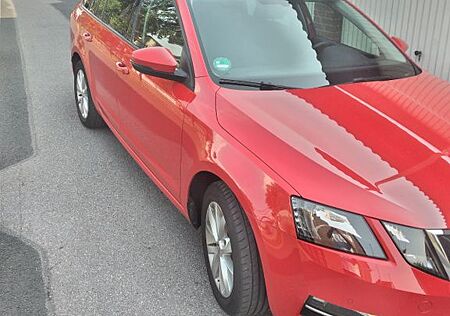 Skoda Octavia 1.4 TSI G-TEC STYLE COMBI STYLE