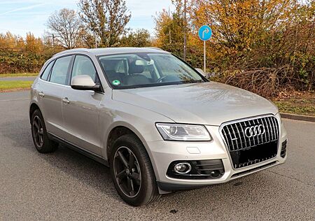 Audi Q5 2.0 TDI S tronic quattro -