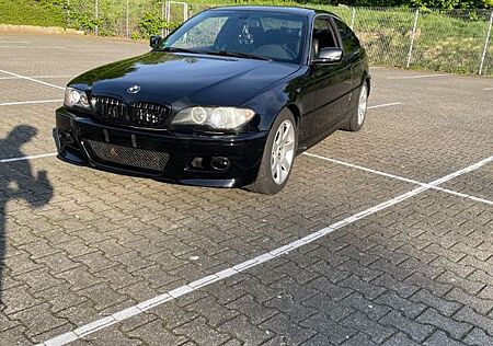 BMW 320Ci -