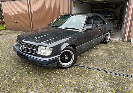 Mercedes-Benz CE 300