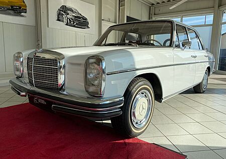 Mercedes-Benz 250 /8 Strich Automatik Schiebedach H-Kennzeich