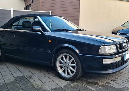 Audi 80 Cabrio 2,6L V6 Voll Automatik TÜV NEU