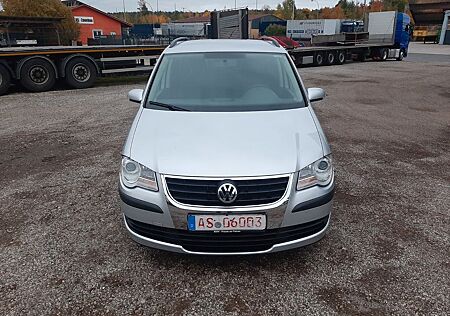 VW Touran Volkswagen 1.9 TDI Trendline/7Sitzer/6Gang