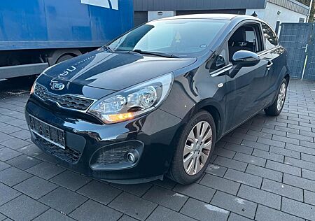 Kia Rio 1.2 Dream Team Edition Dream Team