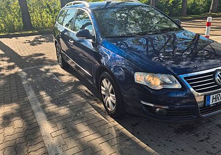 VW Passat Volkswagen 1.4 TSI DSG 118kW - Topzustand